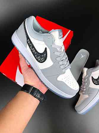 Nike Air Jordan 1 Low Dior Kiev