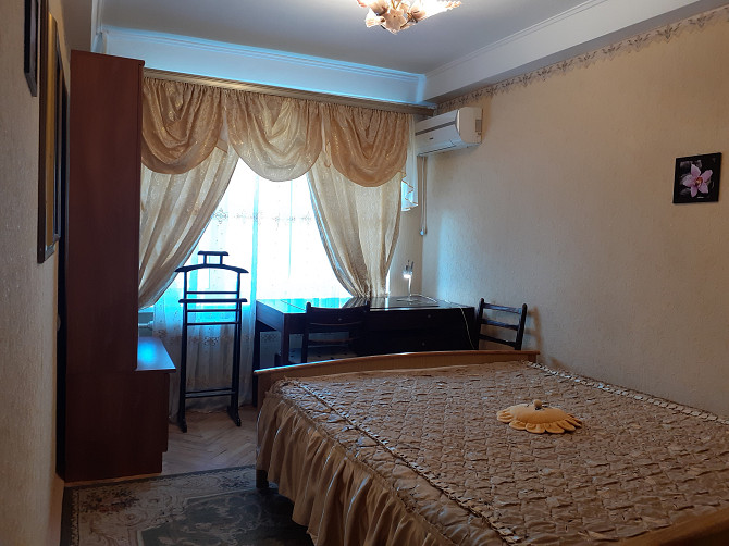 Квартира з 3 спальнями та вітальнею у центрі Київа, поряд із Хрещатиком Київ - изображение 11