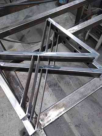 Зварювальні роботи по металу ( металоконструкції мебельного типу) L'viv