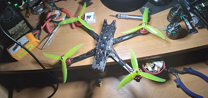 FPV дрон камікадзе квадрокоптер Боярка - изображение 1
