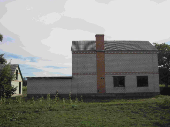 Продається двоповерховий житловий будинок в смт. Градизьк Gradizhsk