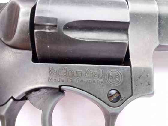 Револьвер МЕ 38 Compact, немецкого производства, газовый, калибр 9 мм, в отличном состоянии,. 9 мм Київ