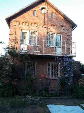 Дом-дача з земельною ділянкою Полтава