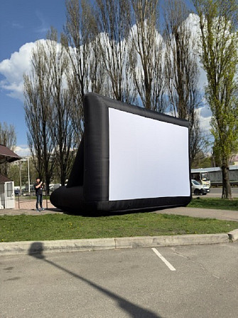 Экран надувной для уличного кинотеатра Київ - obraz 5