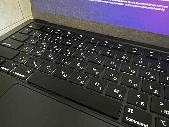 Лазерне гравіювання клавіатур MacBook Київ