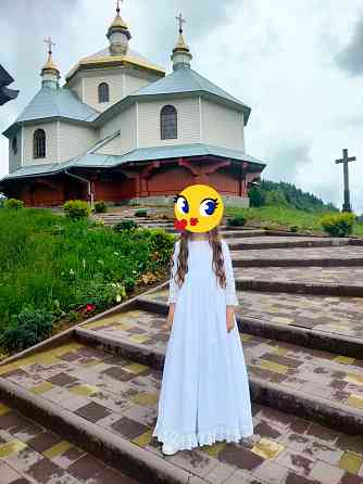 Продам дитяче плаття ніжно-білого кольору для урочистої Першої Сповіді і Урочистого Святого Причастя Skole