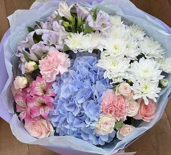 Квіти з доставкою в Києві, оптові ціни Kiev