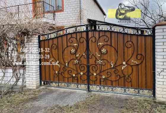 Ворота з профлиста у Кривому Розі від виробника Kryvyy Rih