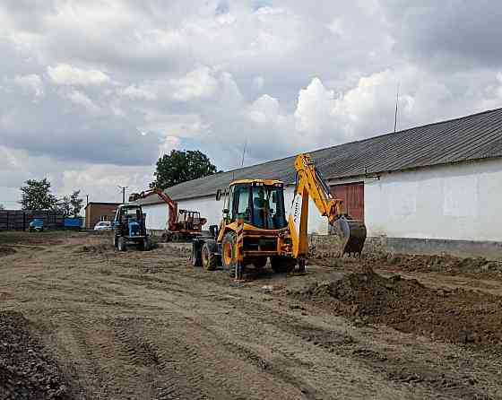 Послуги екскаватора JCB 3СХ, траншейокопач, грунторіз Бар