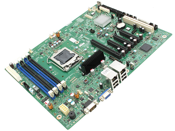 Серверная материнская плата Intel S1200BTL LGA1155 C204 PCI-E SVGA Київ - зображення 1