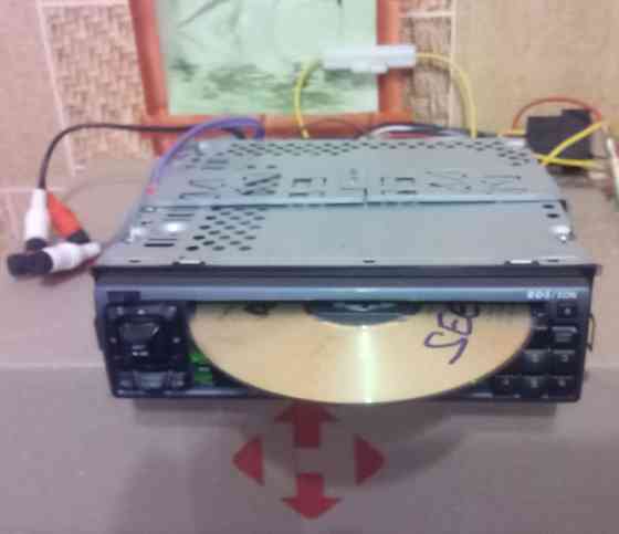 Clarion DRX8175R Car Stereo Head Unit CD Player 3 линейных выхода Київ