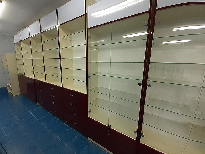 Продам набір вітринних меблів у відмінному стані. Луцьк - зображення 1