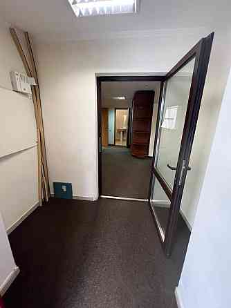 Здам в оренду (я - власник) нежитлове офісне приміщення 86 м. кв. Київ