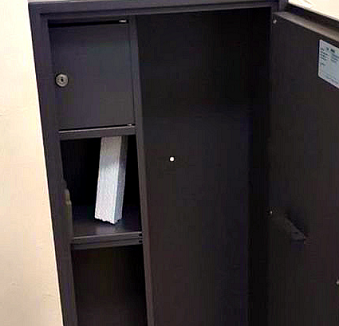 Оружейный сейф шкаф на 3 ствола бу 1400 x 430 x 280 мм Білопілля