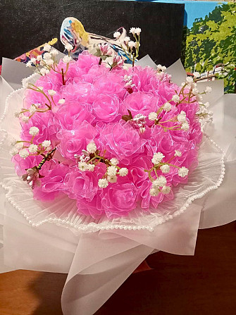 Ніжні рожеві троянди з підсвічуванням з органзи Кривий Ріг - зображення 1