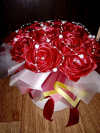 Бордові троянди з атласної стрічки в коробці Кривий Ріг - зображення 4